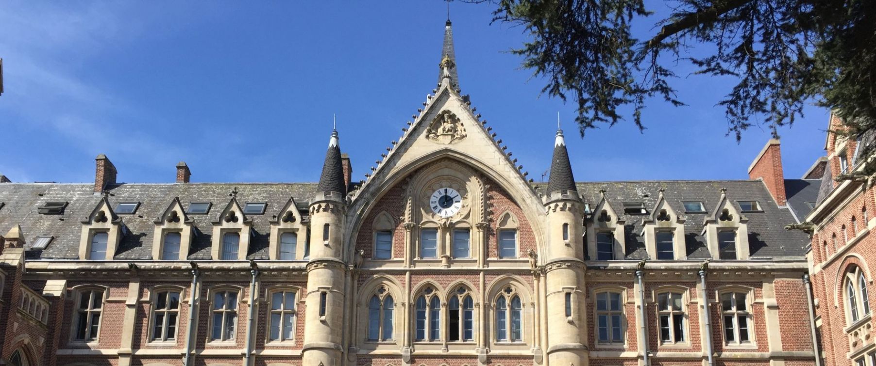 Université Catholique Lille Kardham